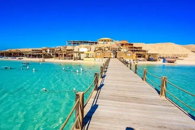 Paradis Island Full Day Boat Trip from Hurghada'
